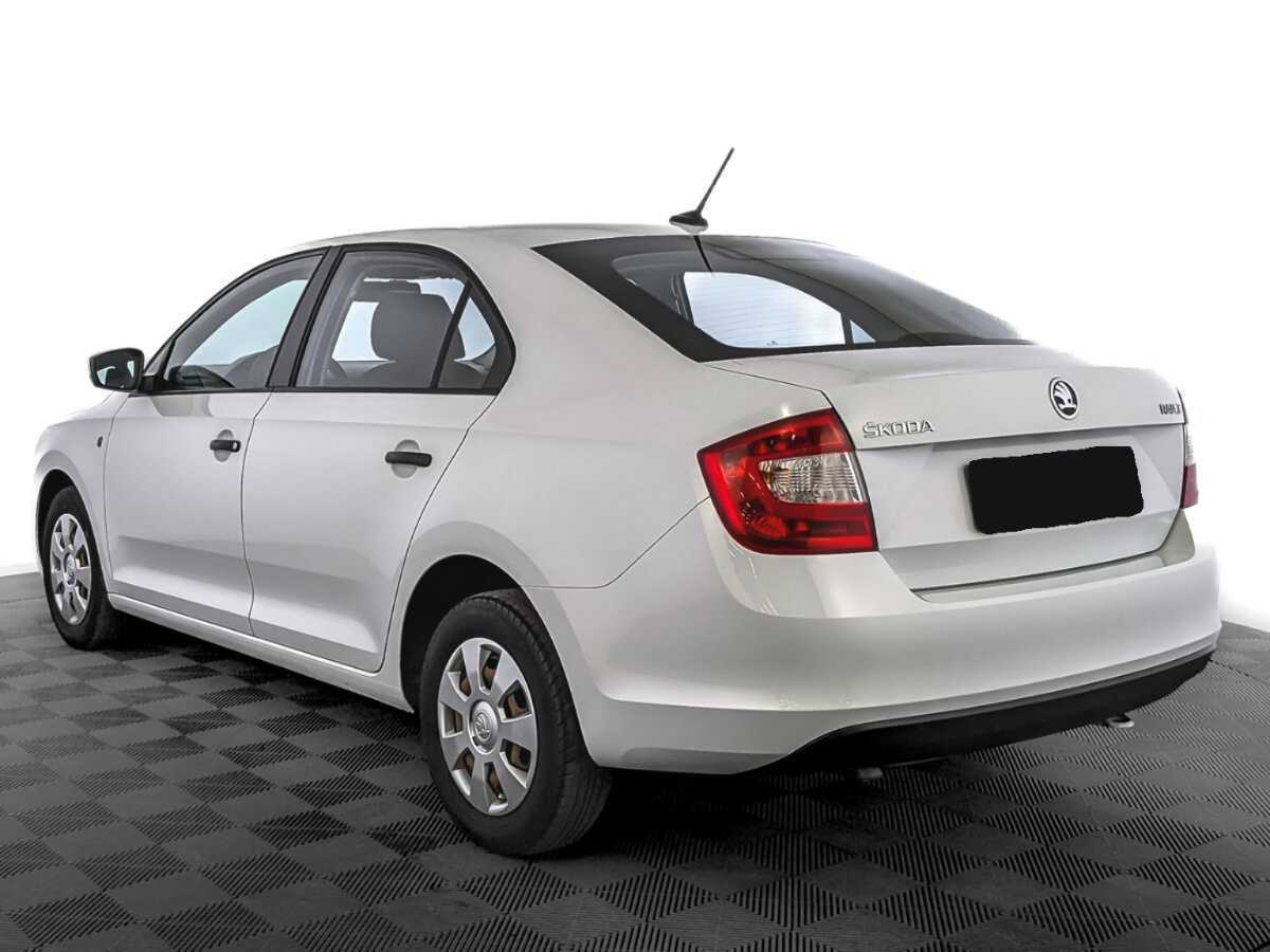 Купить Skoda Rapid с пробегом. Фото: #6