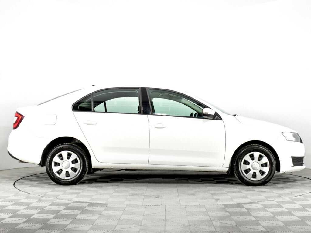 Купить Skoda Rapid с пробегом. Фото: #3