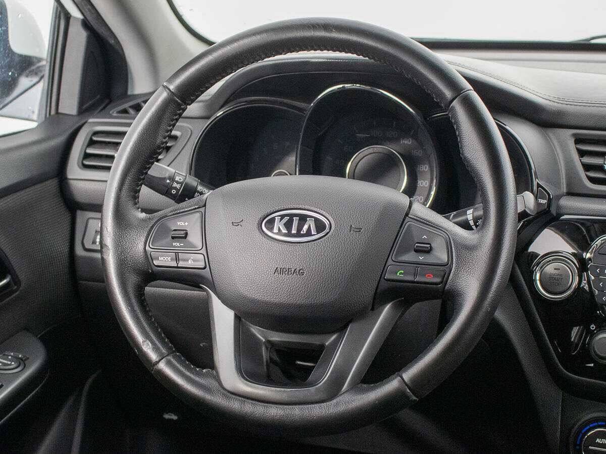 Купить Kia Rio с пробегом. Фото: #14
