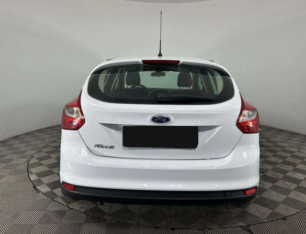 Купить Ford Focus с пробегом. Фото: #2