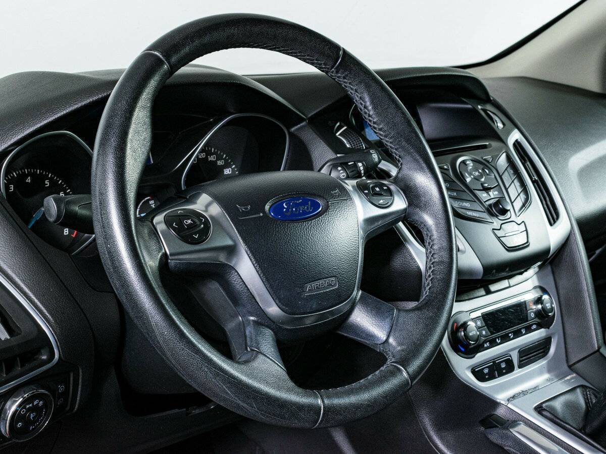 Купить Ford Focus с пробегом. Фото: #13