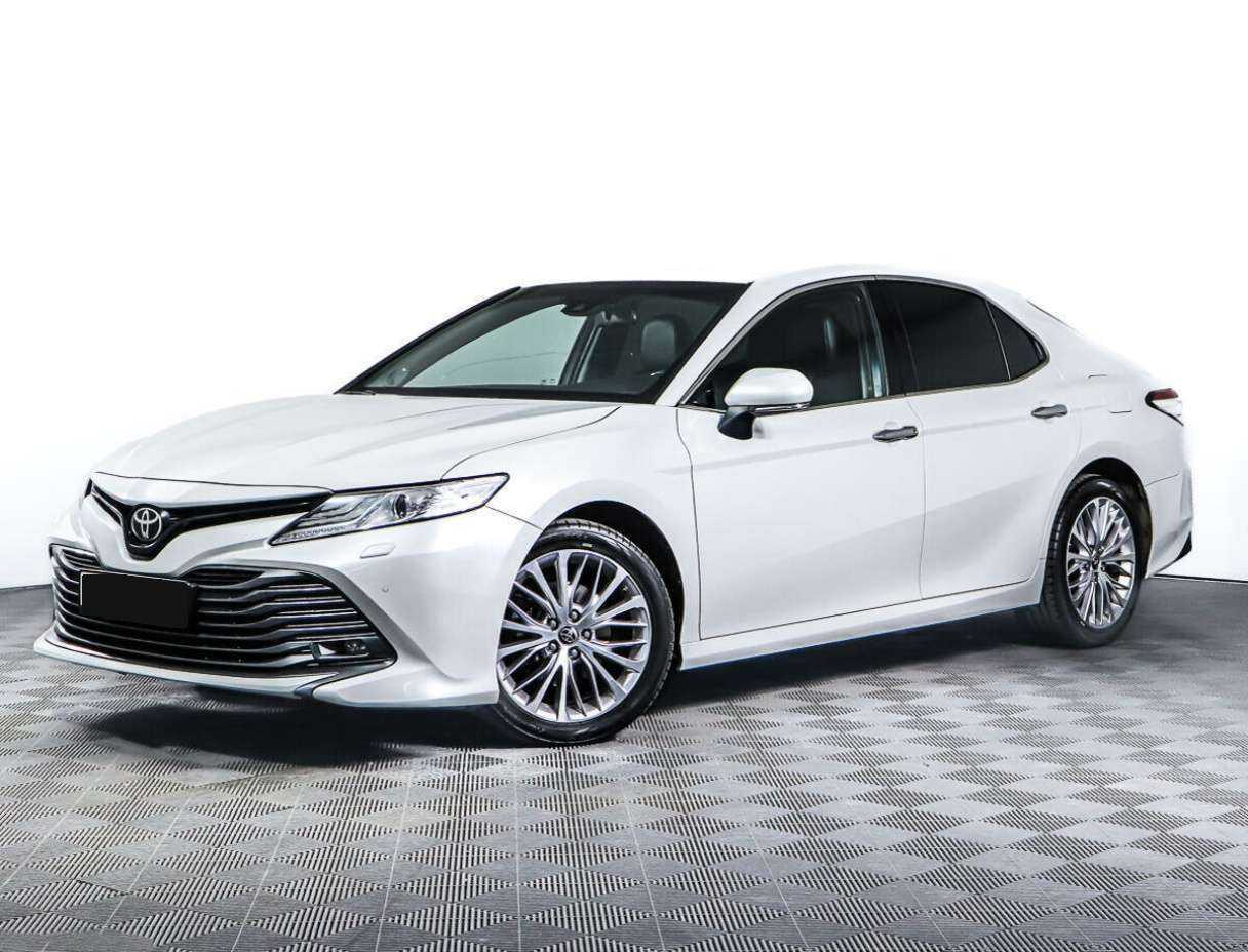 Купить Toyota Camry с пробегом. Фото: #0