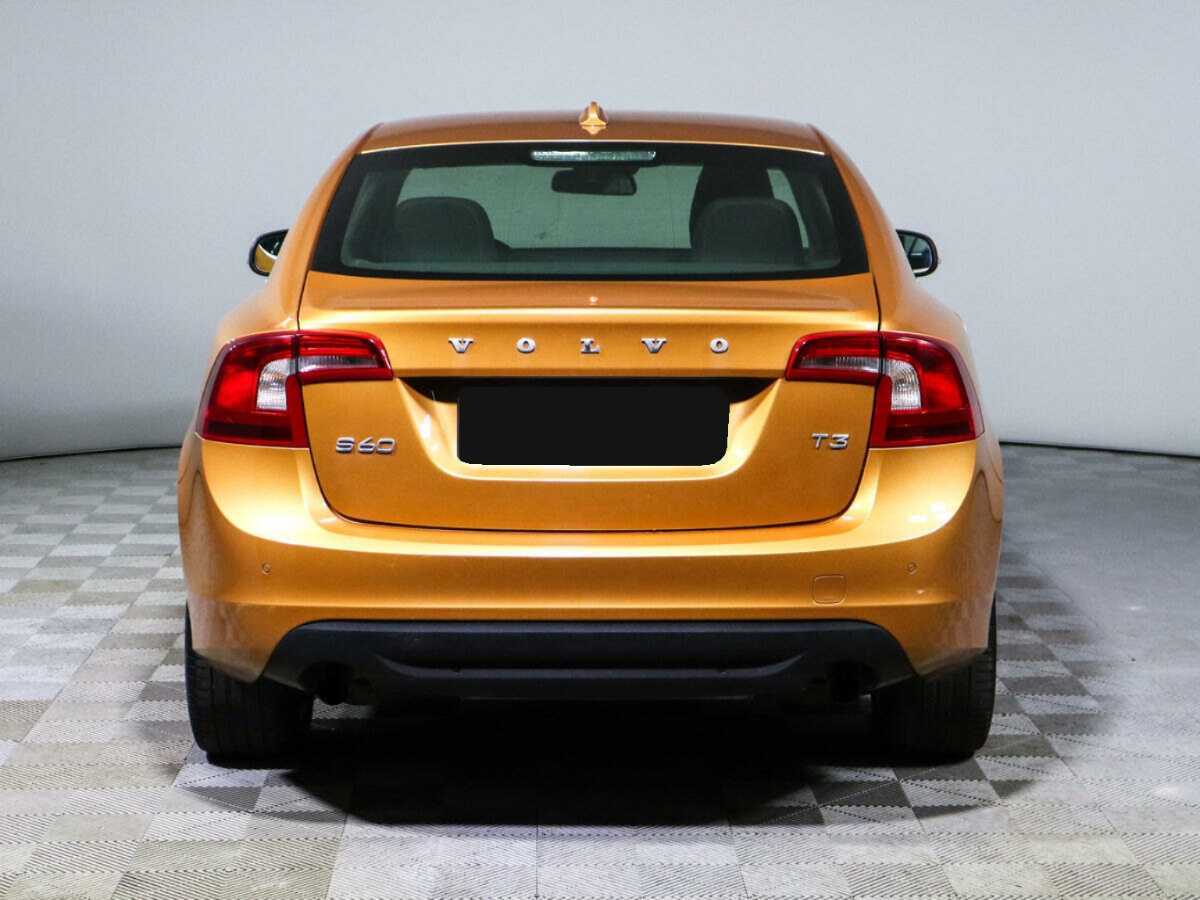 Купить Volvo S60 с пробегом. Фото: #4