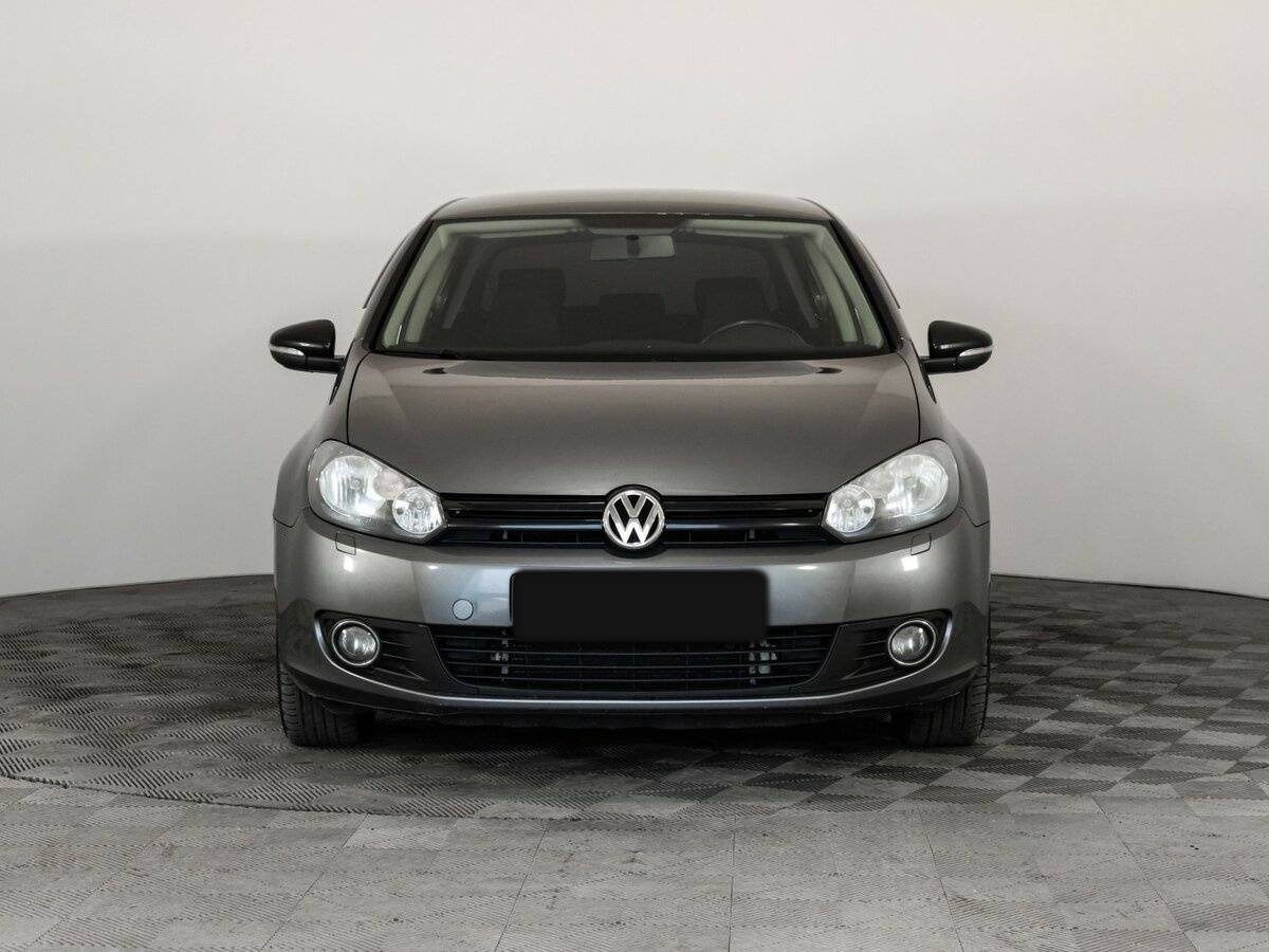 Купить Volkswagen Golf с пробегом. Фото: #1