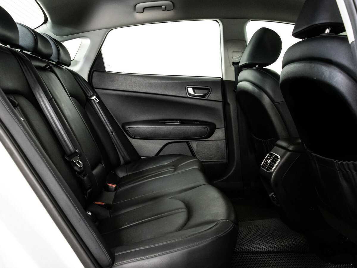 Купить Kia Optima с пробегом. Фото: #16
