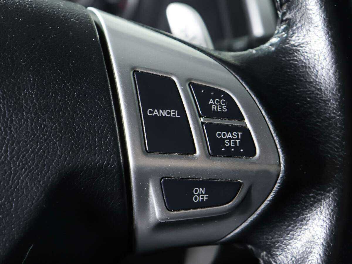 Купить Mitsubishi Pajero Sport с пробегом. Фото: #16