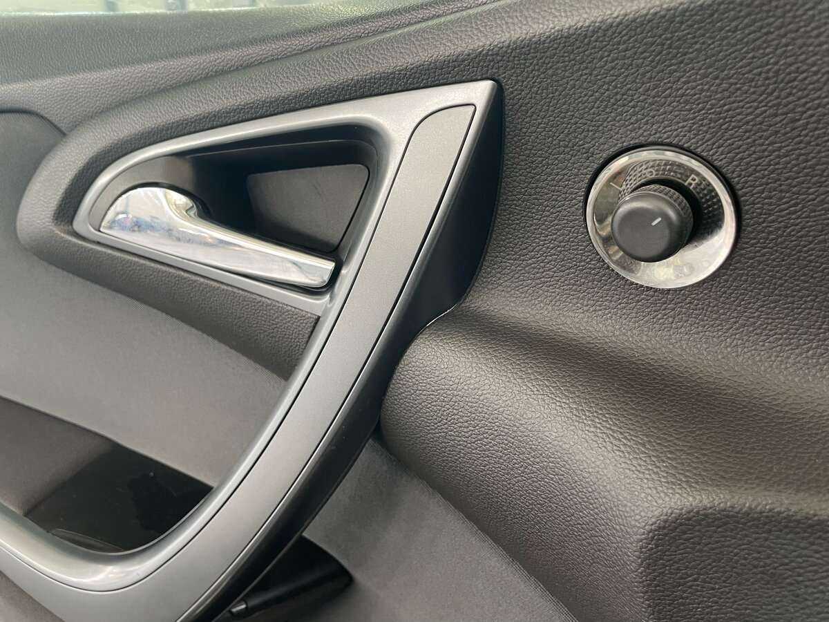 Купить Opel Astra с пробегом. Фото: #18