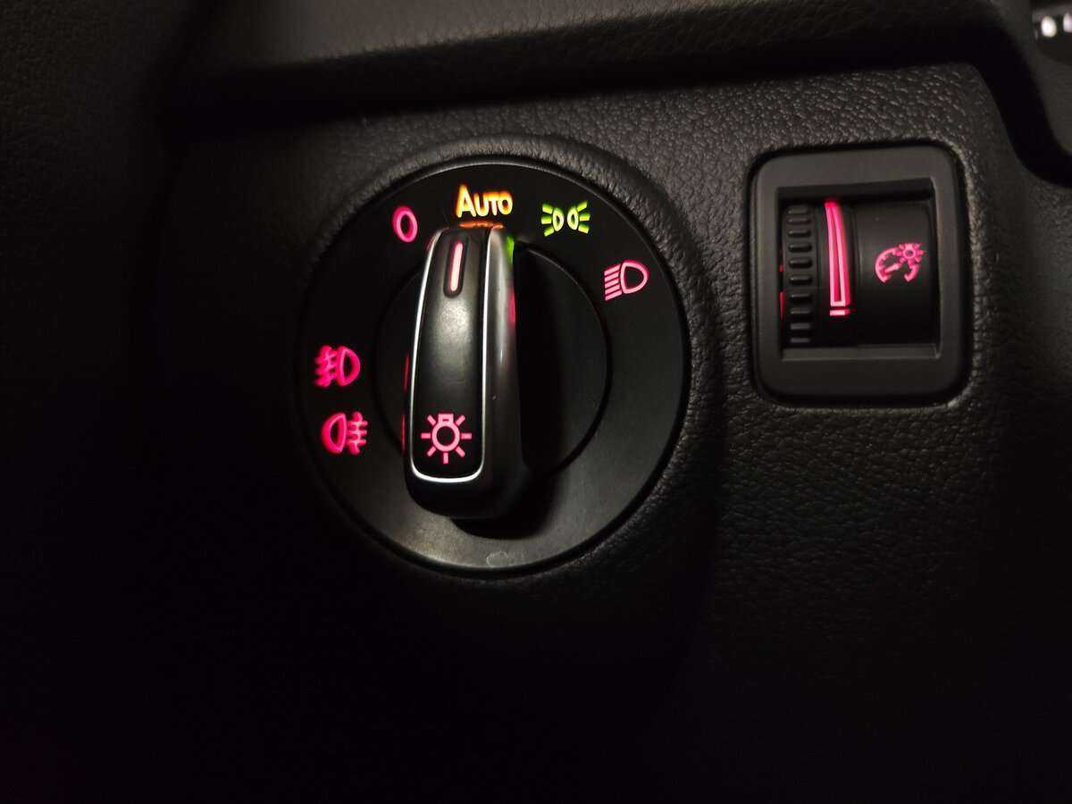 Купить Volkswagen Tiguan с пробегом. Фото: #16