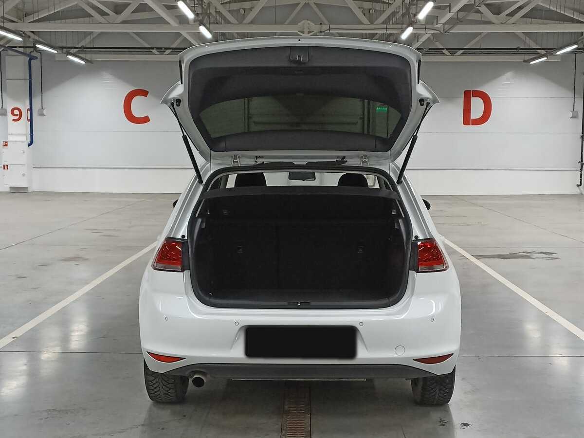 Купить Volkswagen Golf с пробегом. Фото: #9