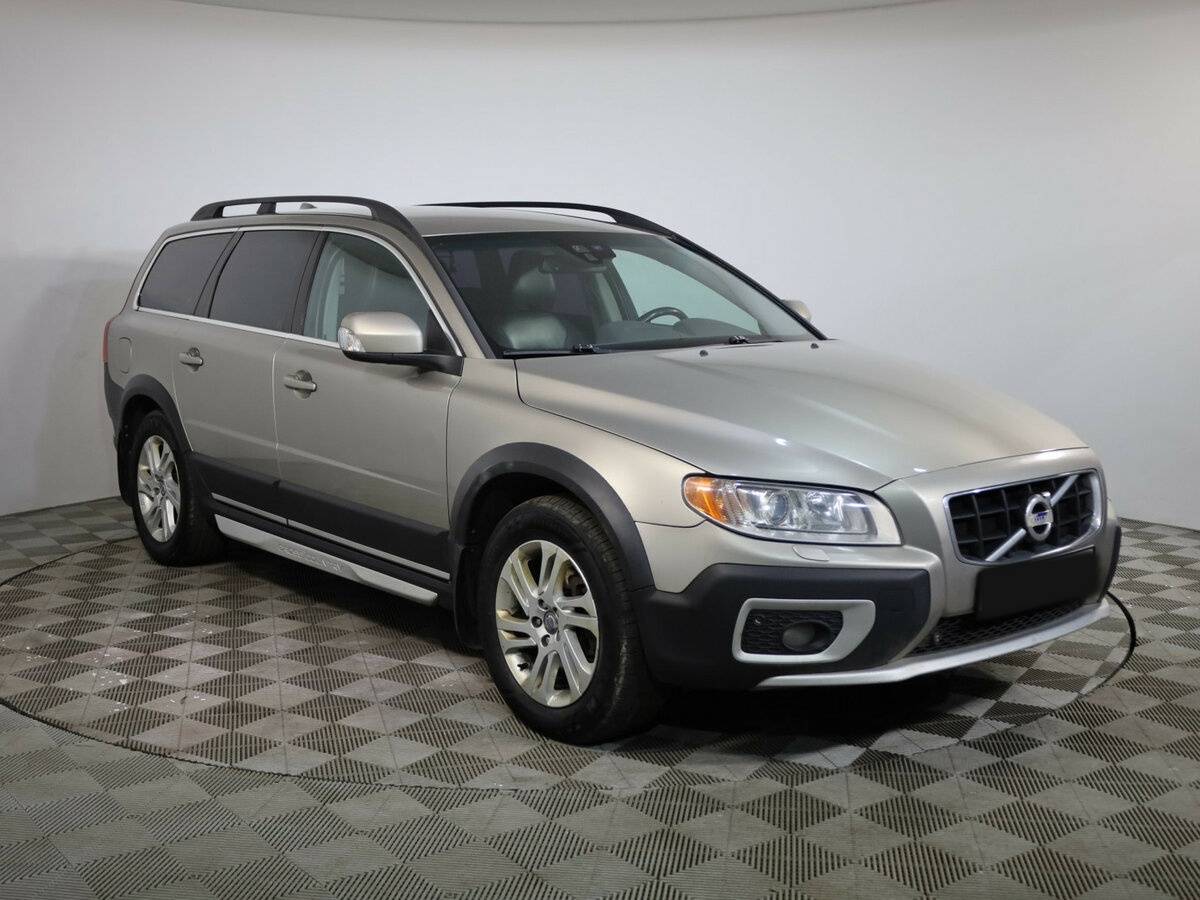 Купить Volvo XC70 с пробегом. Фото: #2