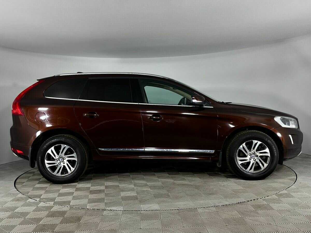 Купить Volvo XC60 с пробегом. Фото: #4