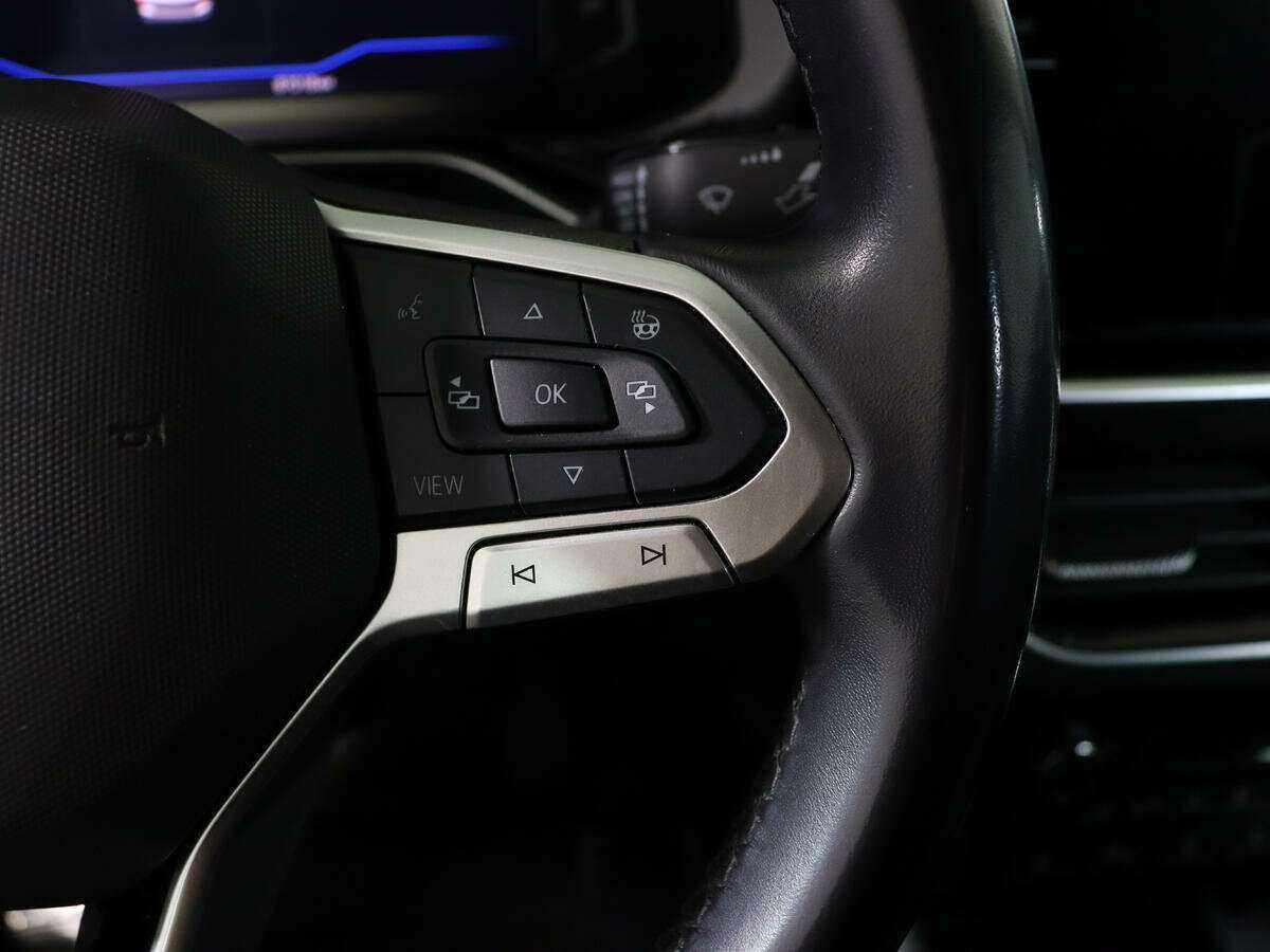 Купить Volkswagen Polo с пробегом. Фото: #16