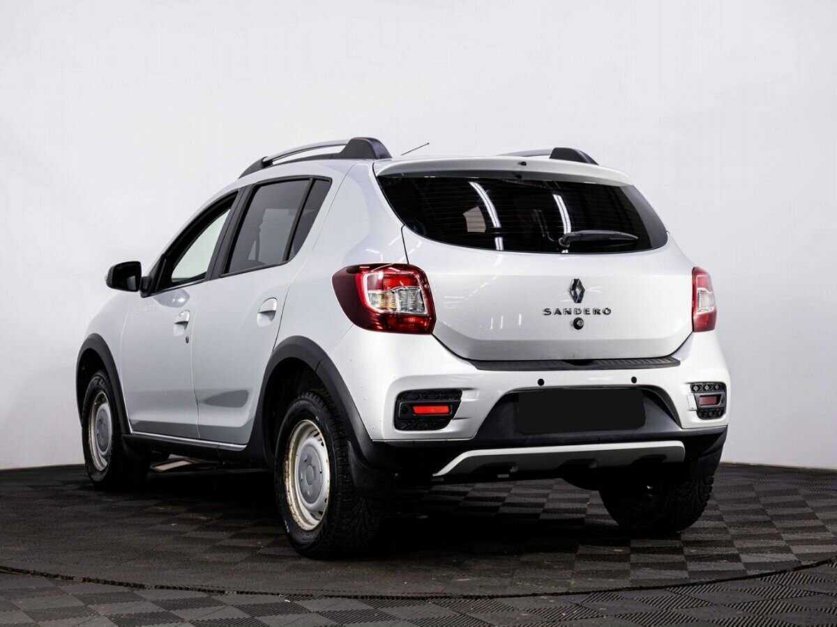 Купить Renault Sandero с пробегом. Фото: #3