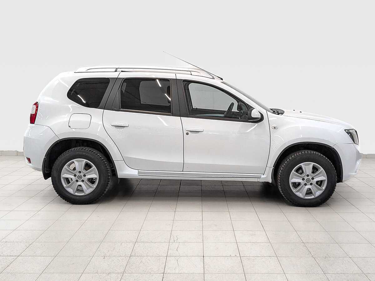 Купить Nissan Terrano с пробегом. Фото: #3