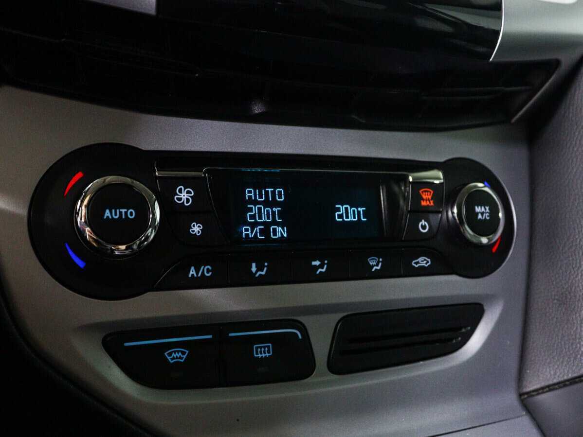 Купить Ford Focus с пробегом. Фото: #13