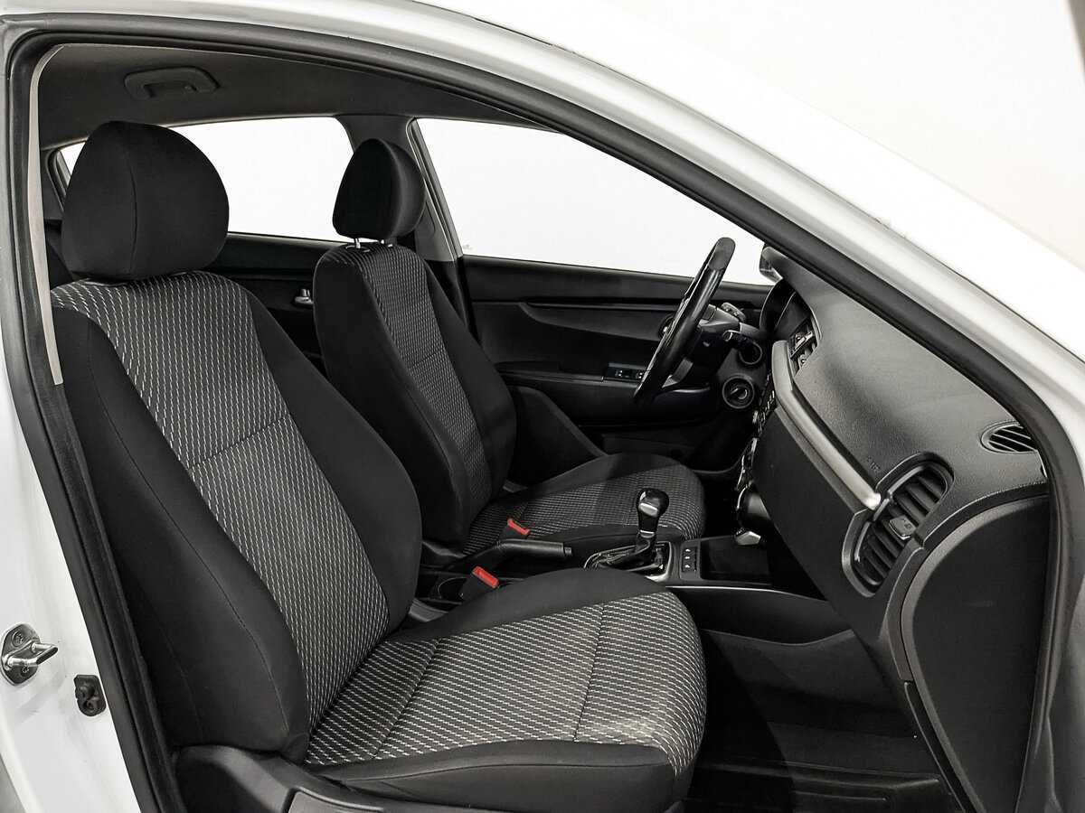 Купить Kia Rio с пробегом. Фото: #22