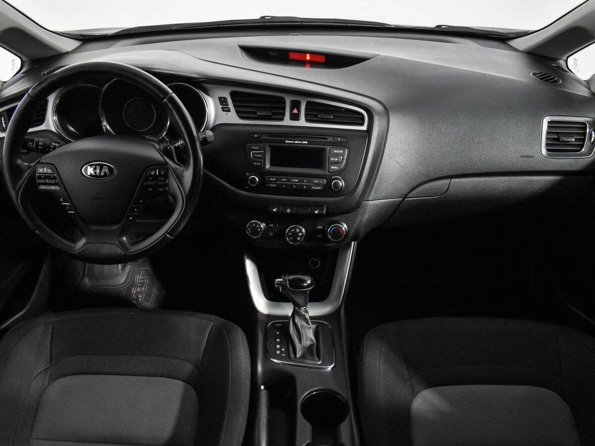 Купить Kia Ceed с пробегом. Фото: #13