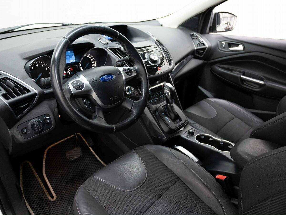 Купить Ford Kuga с пробегом. Фото: #6