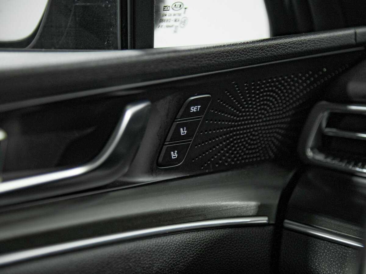 Купить Kia K5 с пробегом. Фото: #16