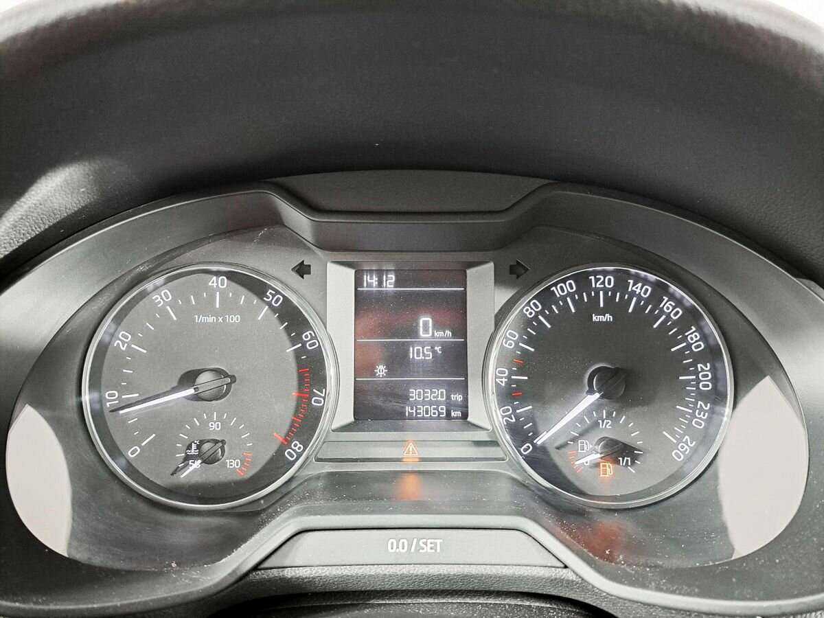 Купить Skoda Octavia с пробегом. Фото: #10