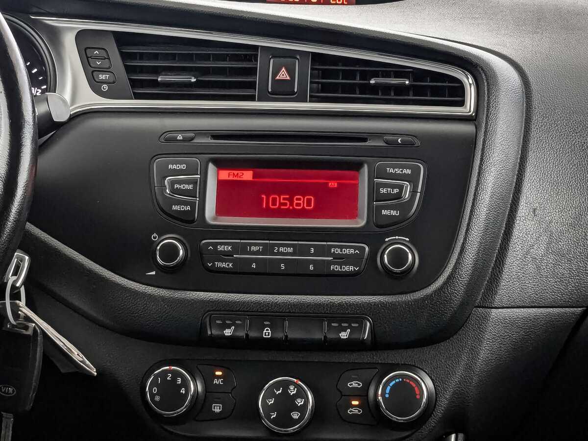 Купить Kia Ceed с пробегом. Фото: #12