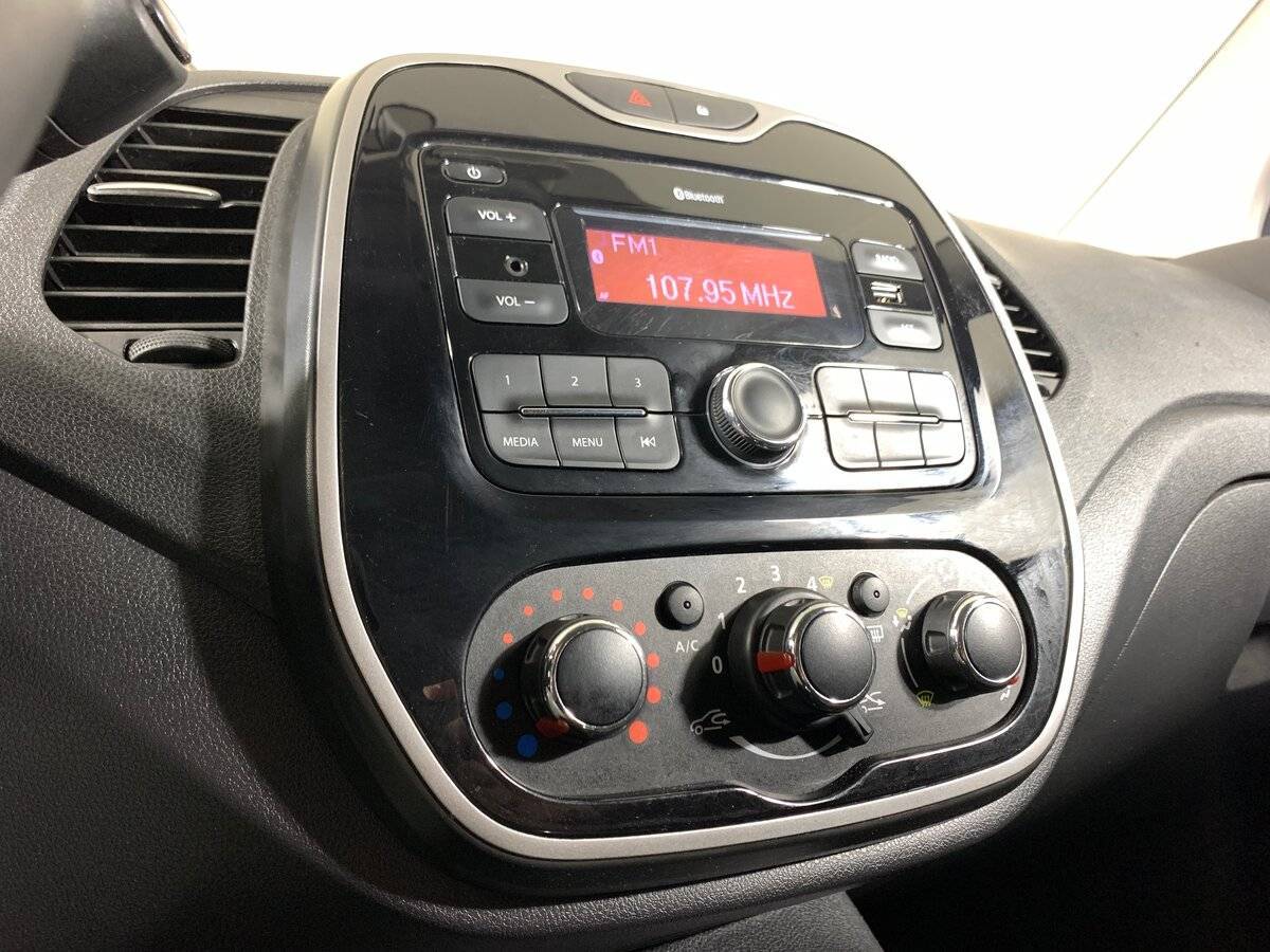 Купить Renault Kaptur с пробегом. Фото: #14