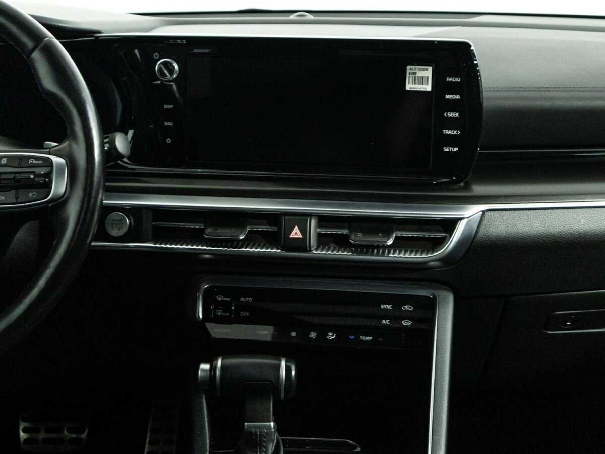 Купить Kia K5 с пробегом. Фото: #13