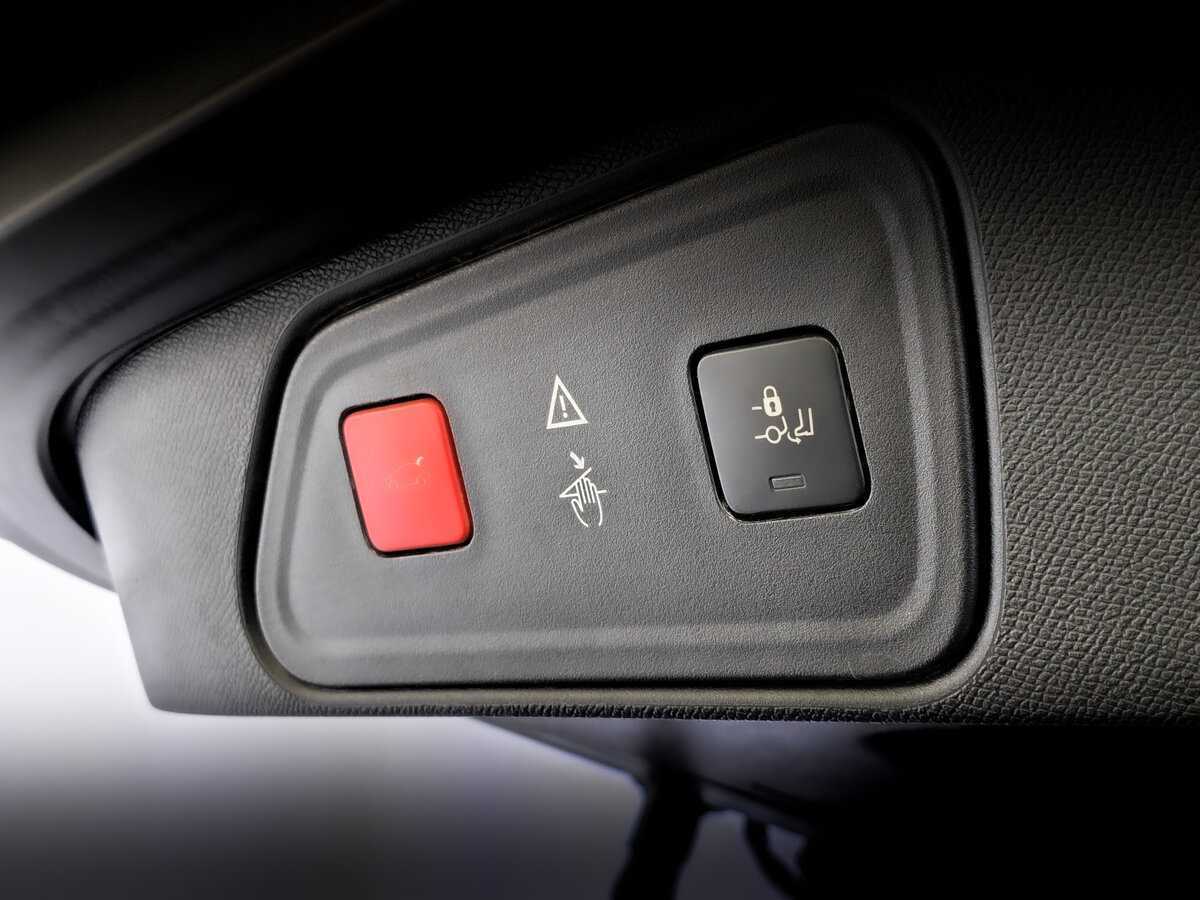 Купить Peugeot 3008 с пробегом. Фото: #20