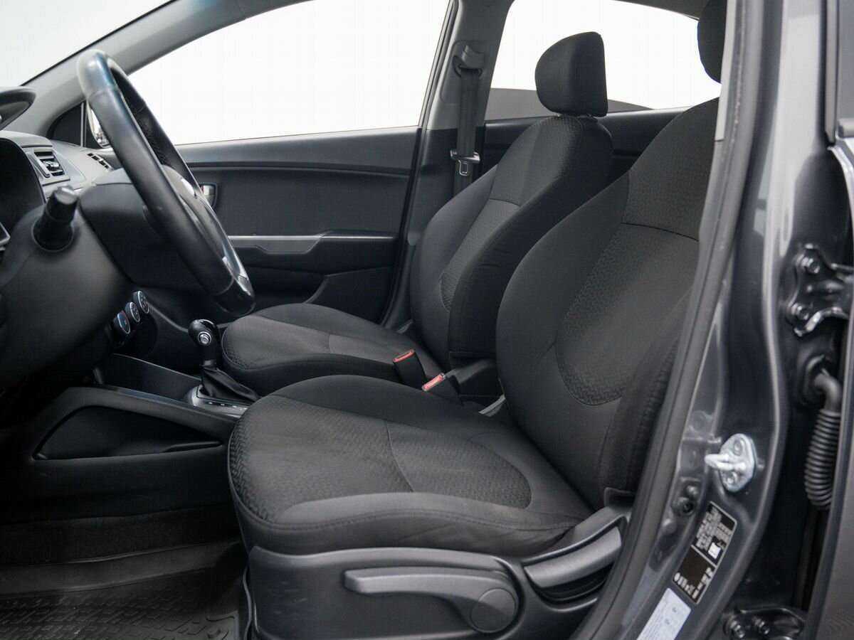 Купить Kia Rio с пробегом. Фото: #16