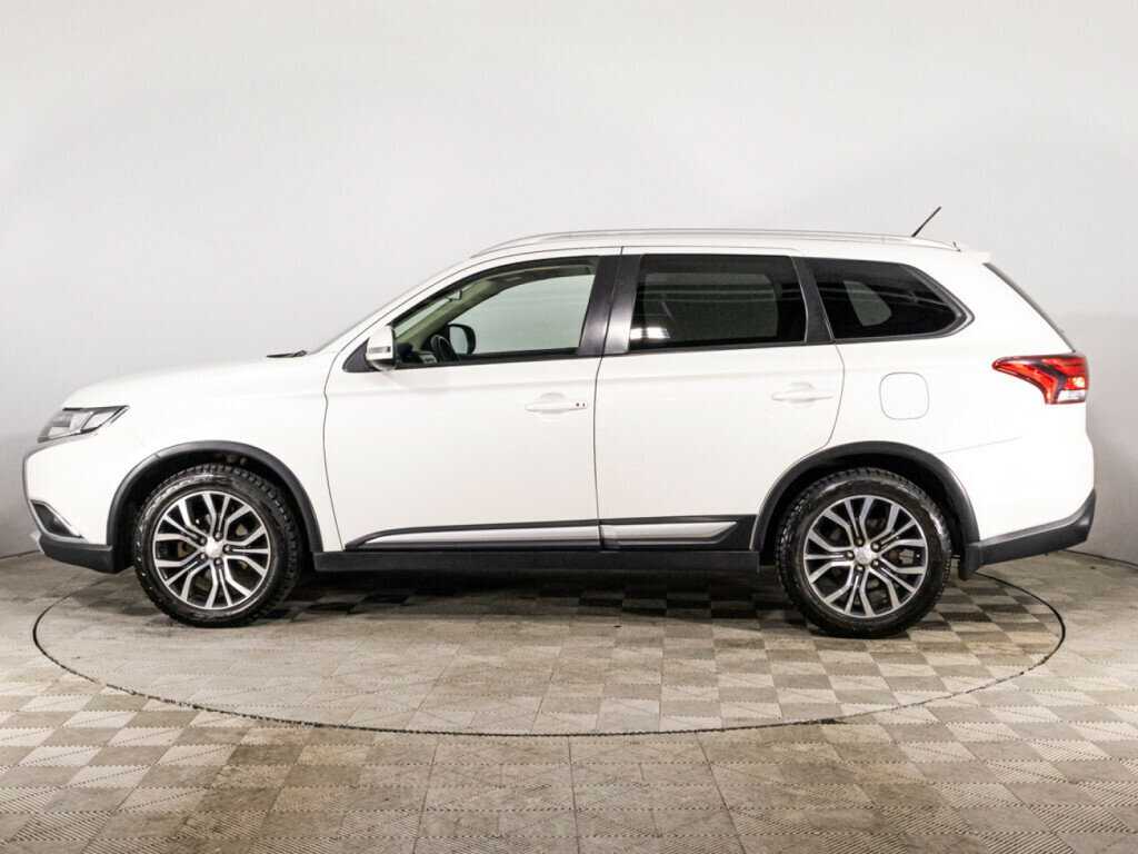 Купить Mitsubishi Outlander с пробегом. Фото: #7