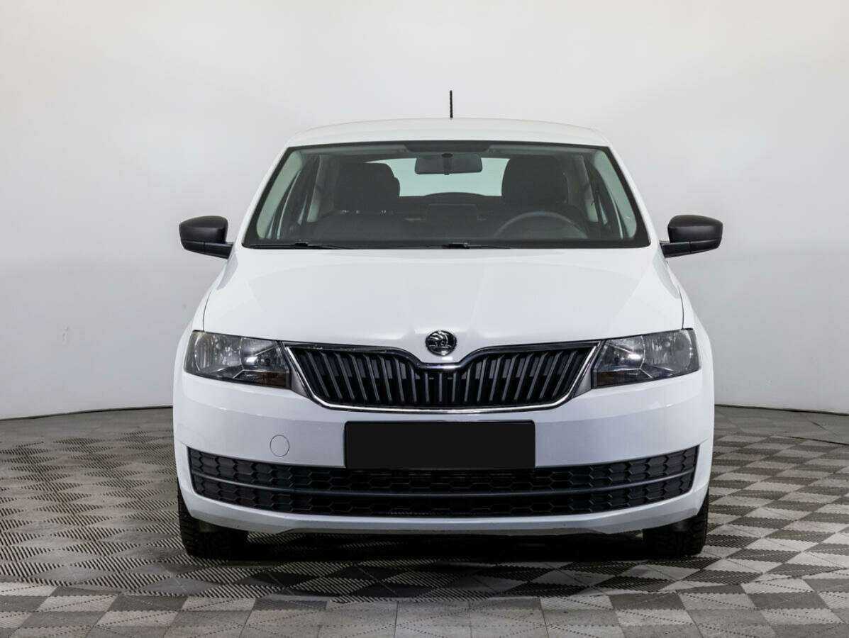 Купить Skoda Rapid с пробегом. Фото: #1