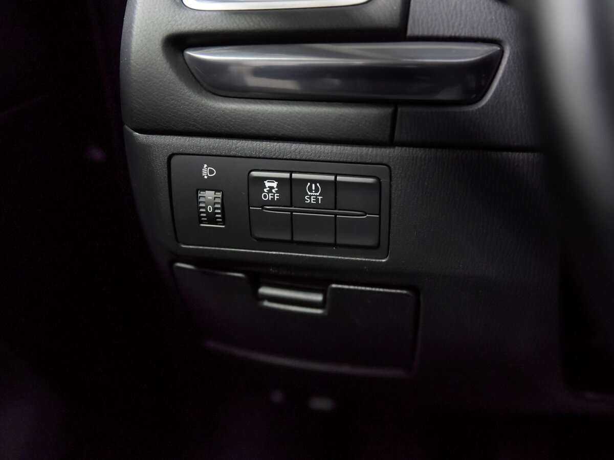 Купить Mazda 6 с пробегом. Фото: #9