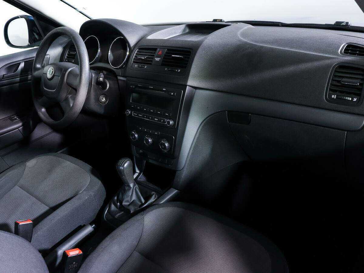 Купить Skoda Yeti с пробегом. Фото: #7