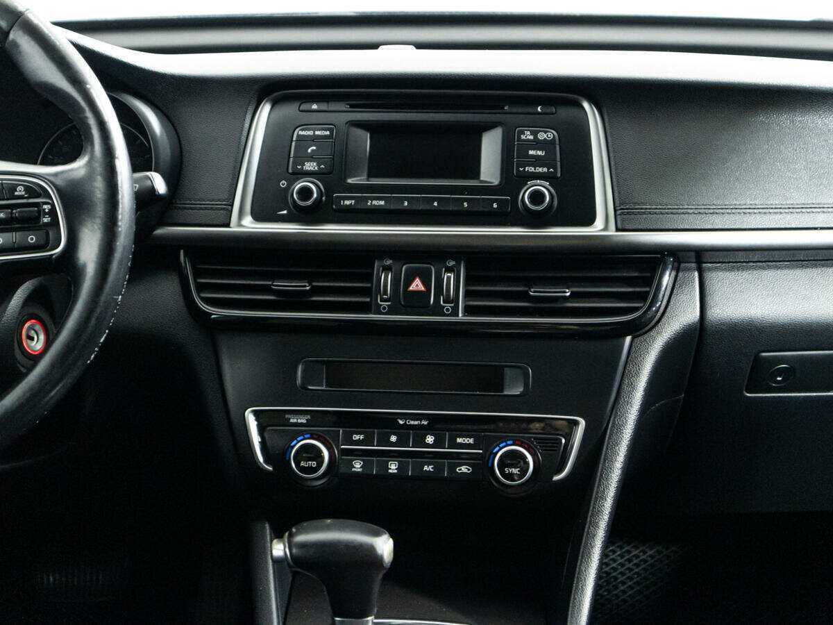 Купить Kia Optima с пробегом. Фото: #13