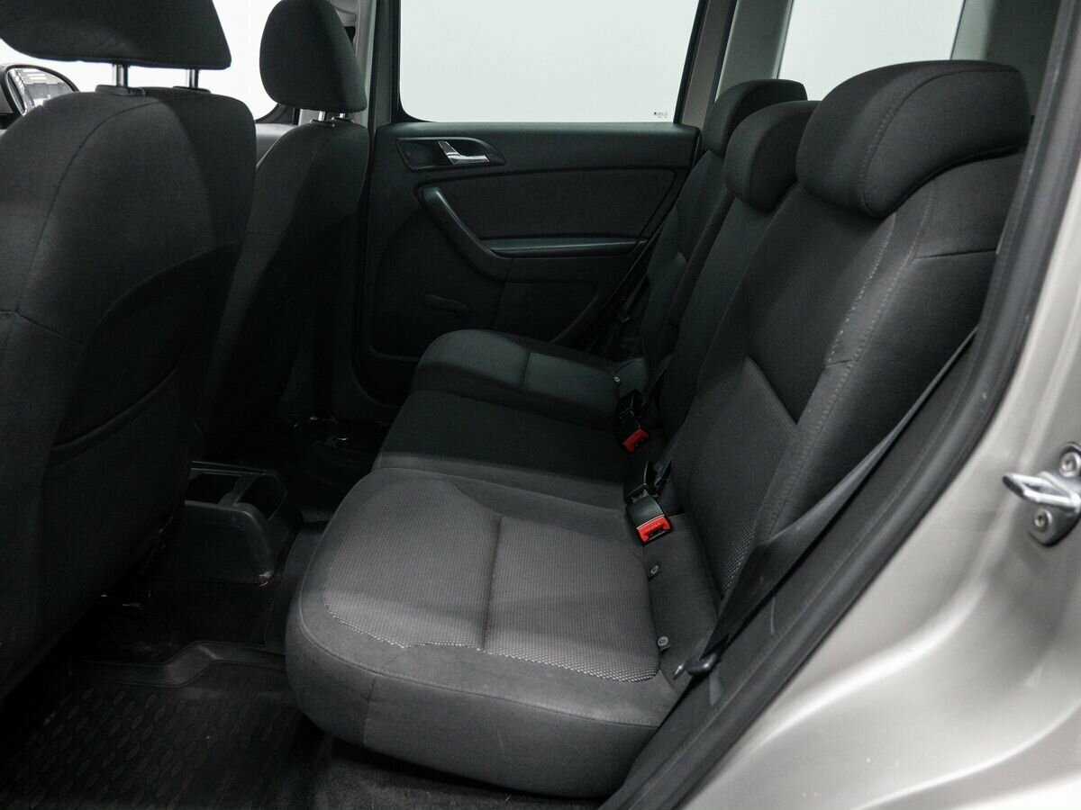 Купить Skoda Yeti с пробегом. Фото: #11