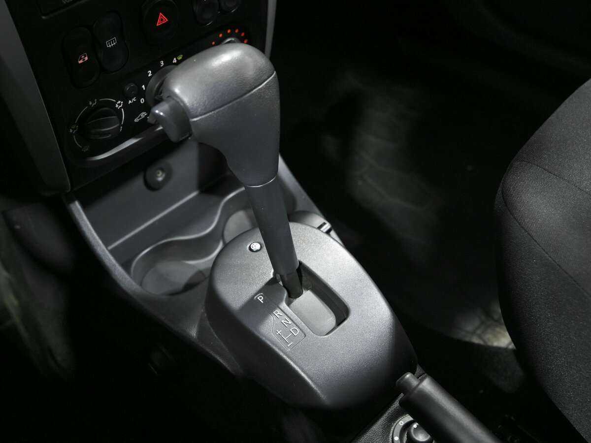 Купить Nissan Almera с пробегом. Фото: #10