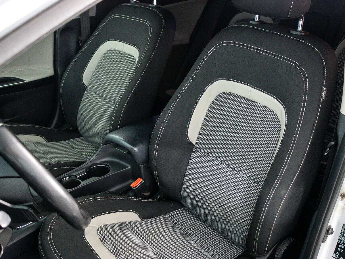 Купить Kia Ceed с пробегом. Фото: #9