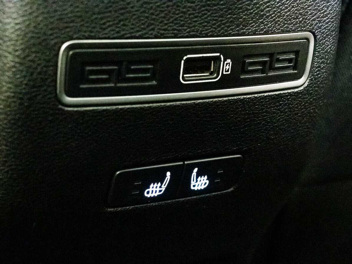 Купить Geely Coolray с пробегом. Фото: #21