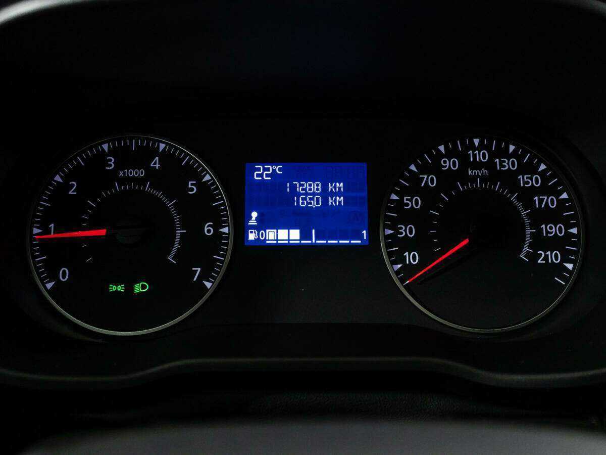 Купить Renault Duster с пробегом. Фото: #11