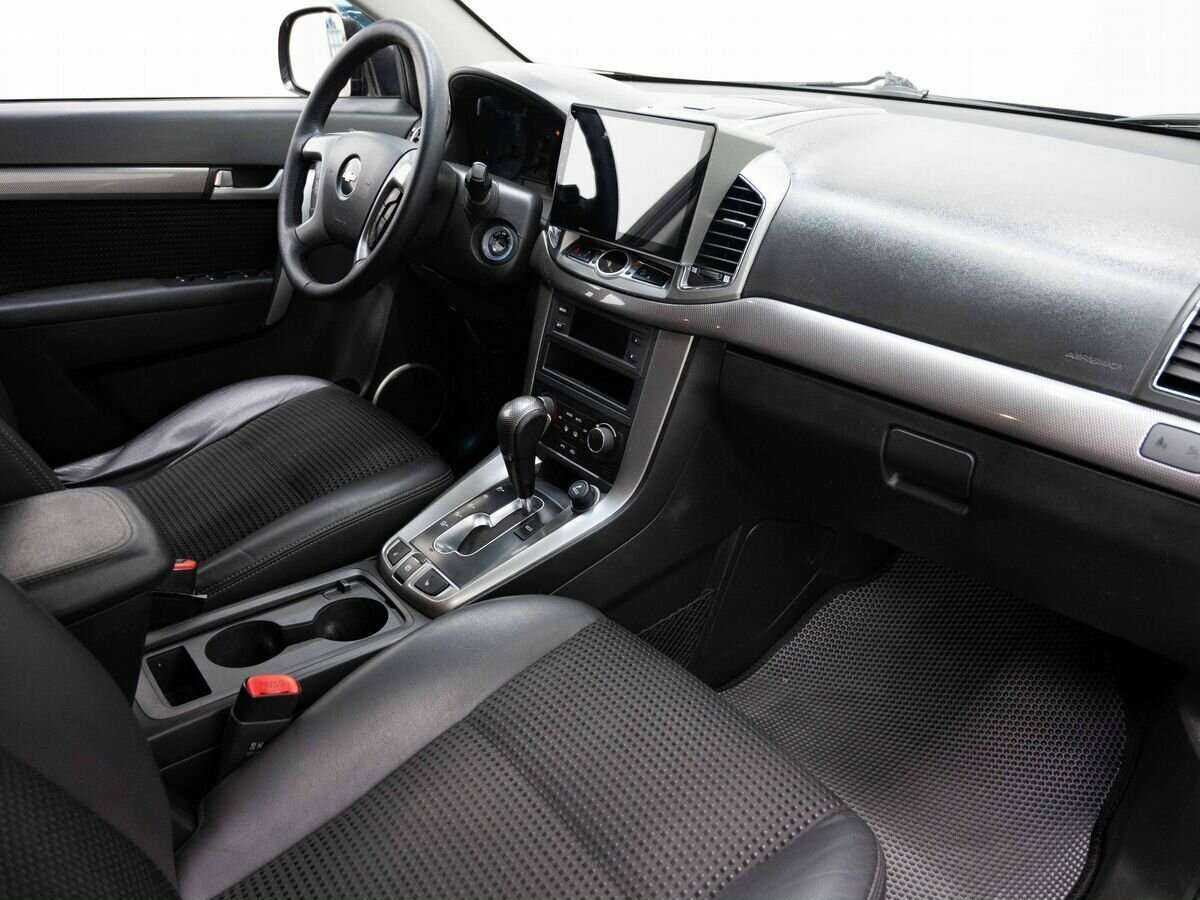 Купить Chevrolet Captiva с пробегом. Фото: #10