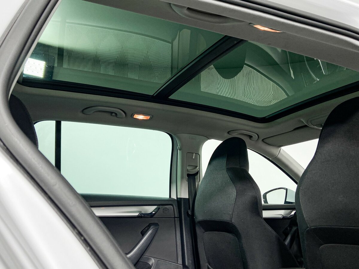 Купить Skoda Octavia с пробегом. Фото: #11