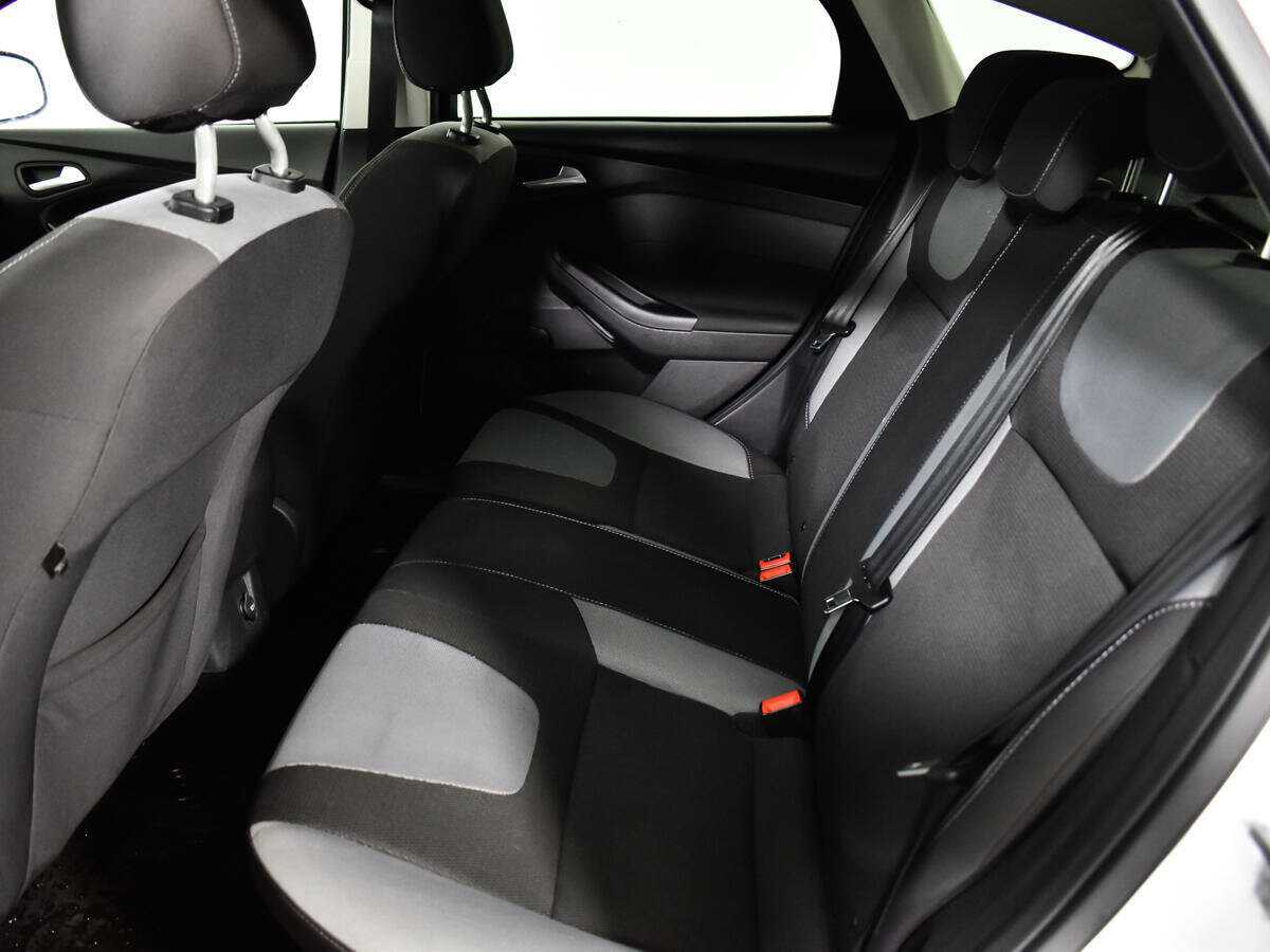 Купить Ford Focus с пробегом. Фото: #9
