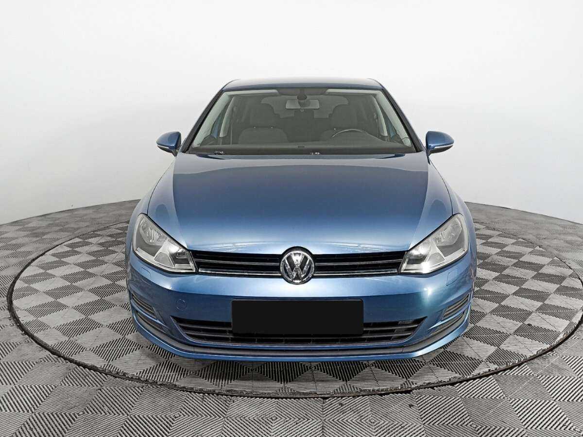 Купить Volkswagen Golf с пробегом. Фото: #1