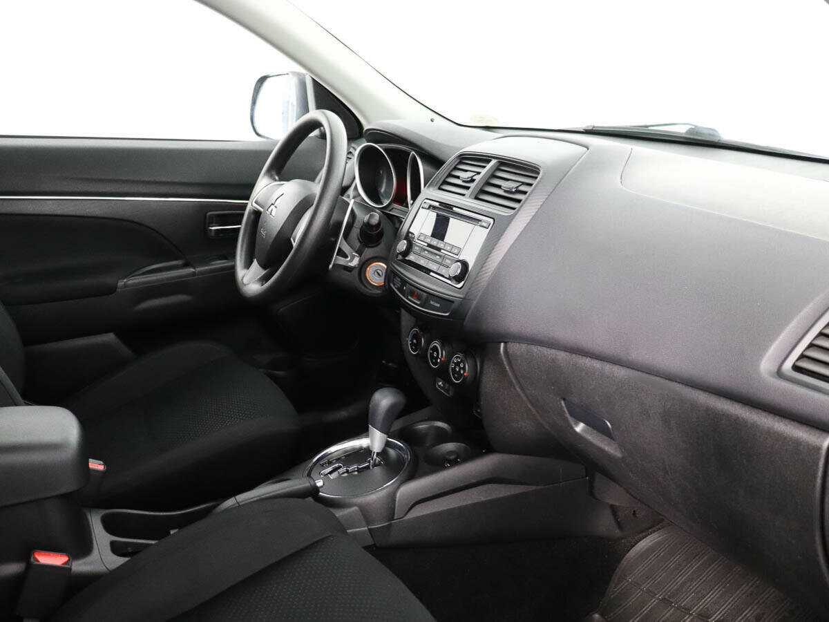 Купить Mitsubishi ASX с пробегом. Фото: #8