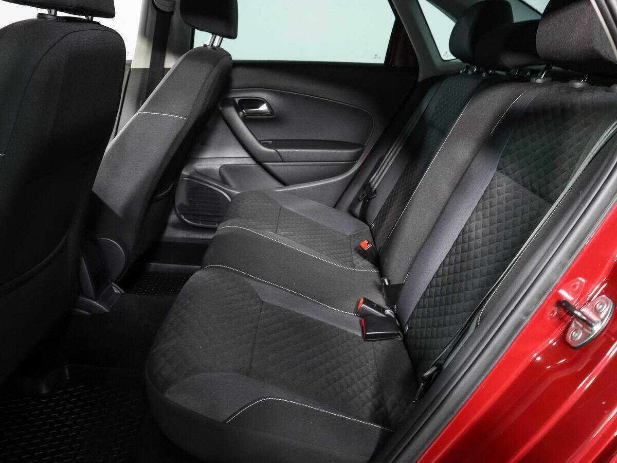 Купить Volkswagen Polo с пробегом. Фото: #7