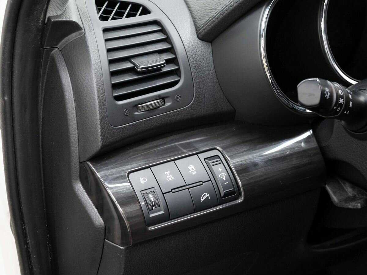 Купить Kia Sorento с пробегом. Фото: #17
