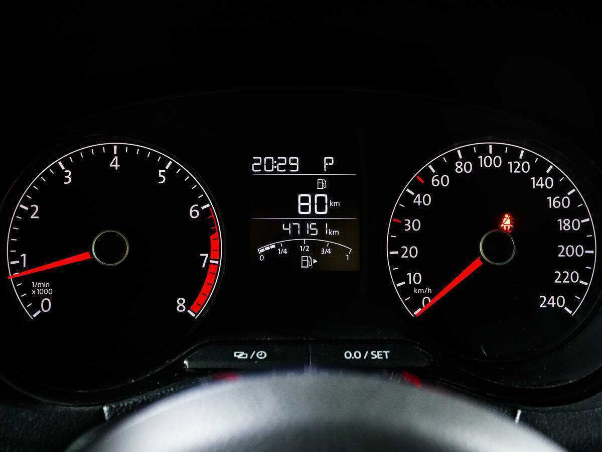 Купить Volkswagen Polo с пробегом. Фото: #10