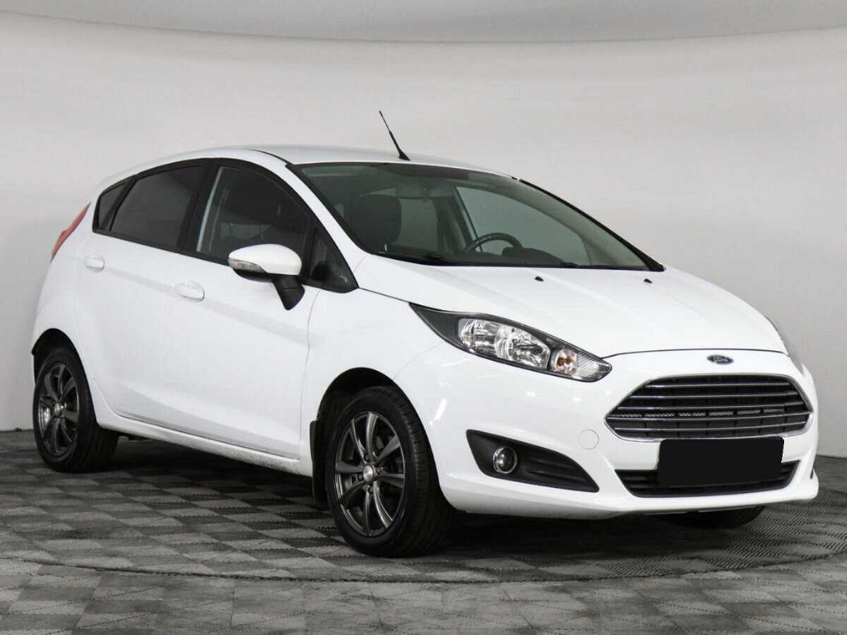 Купить Ford Fiesta с пробегом. Фото: #2