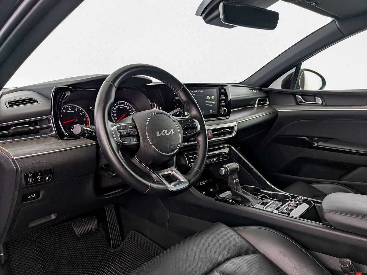 Купить Kia K5 с пробегом. Фото: #13