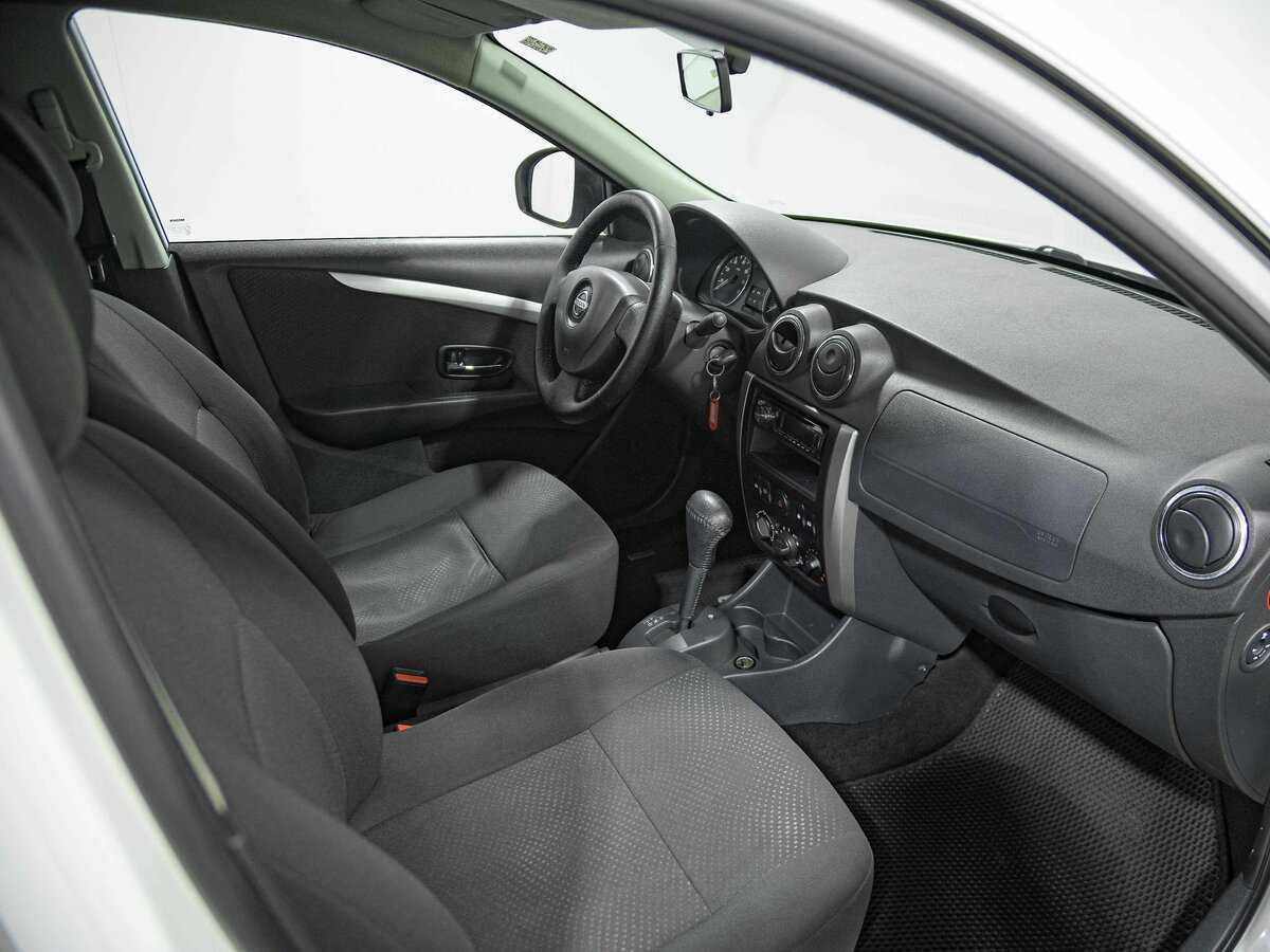 Купить Nissan Almera с пробегом. Фото: #10